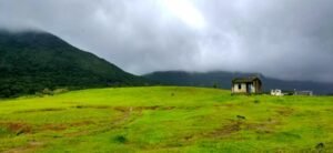 An ideal cottage in the middle of the beautiful landscape